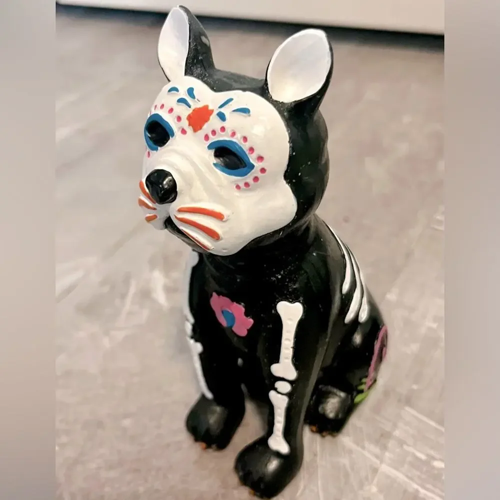 NWOT Day of the Dead cat and dog figurines
